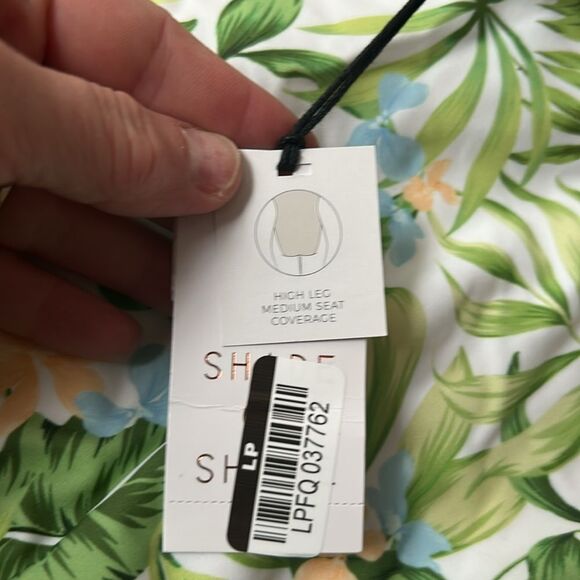 Shade & Shore Bandeau Tie-Front Cutout One Piece Tropical Print Size Small NWT - Picture 4 of 6